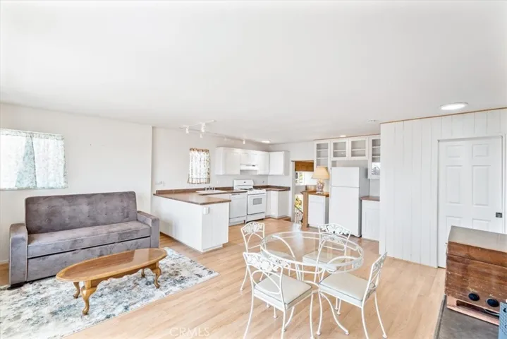 888 Saint Mary Ave, Cayucos, California 93430