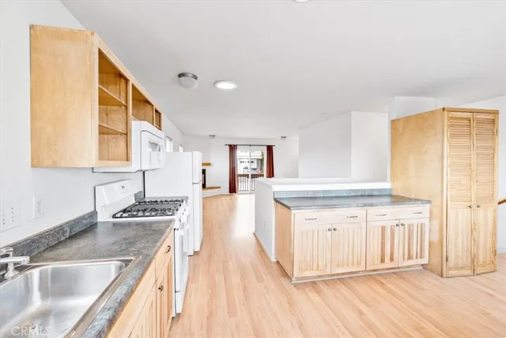 888 Saint Mary Ave, Cayucos, California 93430