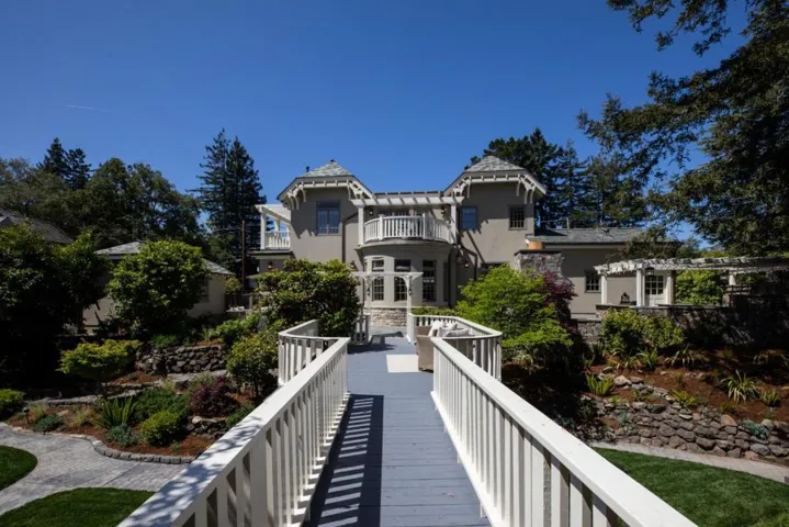 344 Pepper Avenue, Burlingame, California 94010