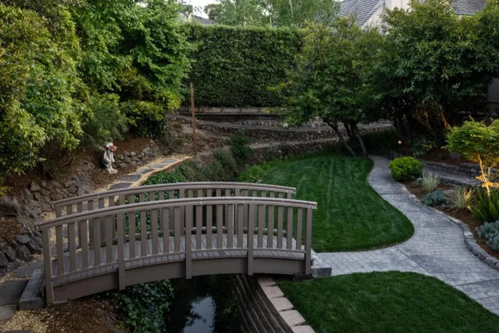 344 Pepper Avenue, Burlingame, California 94010