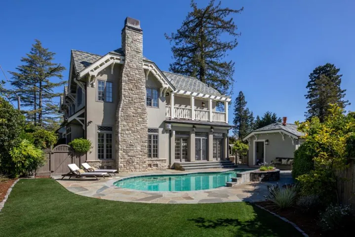 344 Pepper Avenue, Burlingame, California 94010