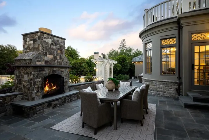 344 Pepper Avenue, Burlingame, California 94010