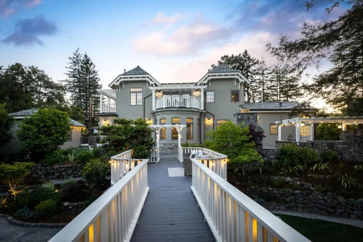 344 Pepper Avenue, Burlingame, California 94010