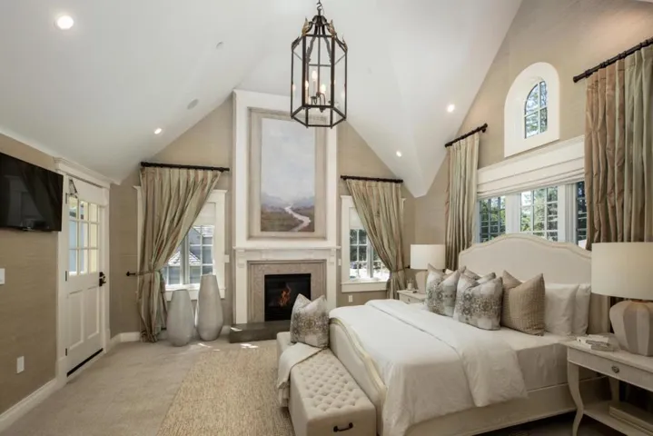 344 Pepper Avenue, Burlingame, California 94010