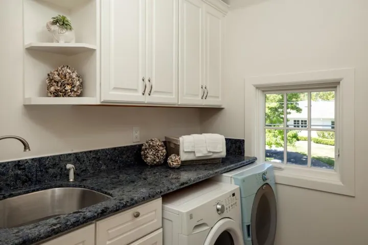 344 Pepper Avenue, Burlingame, California 94010