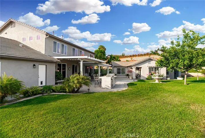 33581 Gene Autry Circle, Yucaipa, California 92399