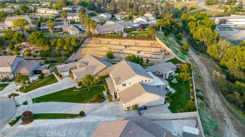 33581 Gene Autry Circle, Yucaipa, California 92399