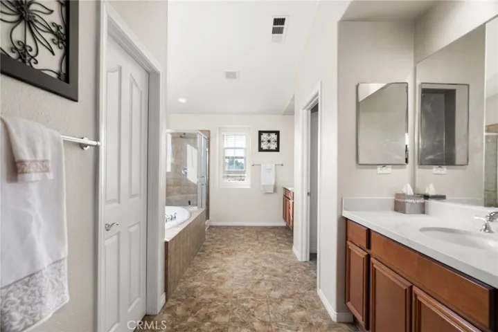 33581 Gene Autry Circle, Yucaipa, California 92399