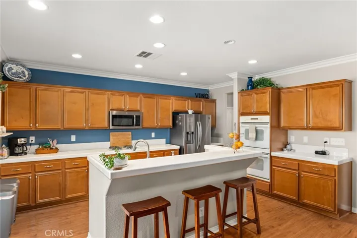 33581 Gene Autry Circle, Yucaipa, California 92399