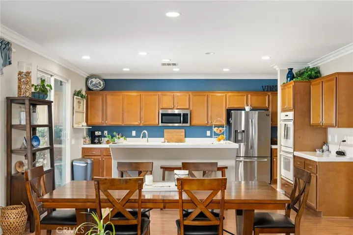 33581 Gene Autry Circle, Yucaipa, California 92399