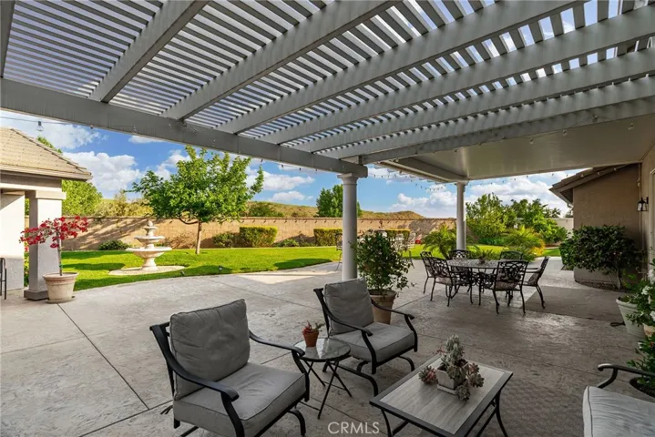 33581 Gene Autry Circle, Yucaipa, California 92399