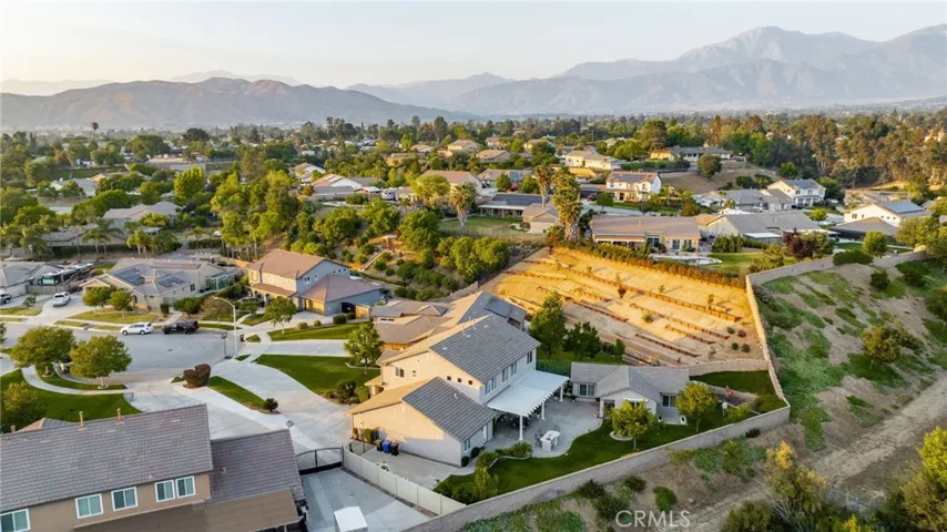 33581 Gene Autry Circle, Yucaipa, California 92399