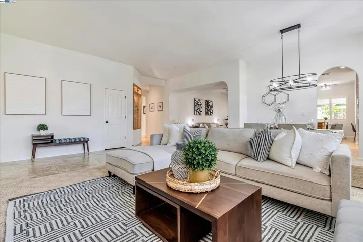 859 Alexander Gabriel Ct, Tracy, California 95377