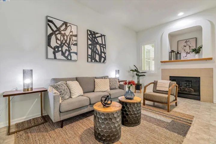 859 Alexander Gabriel Ct, Tracy, California 95377