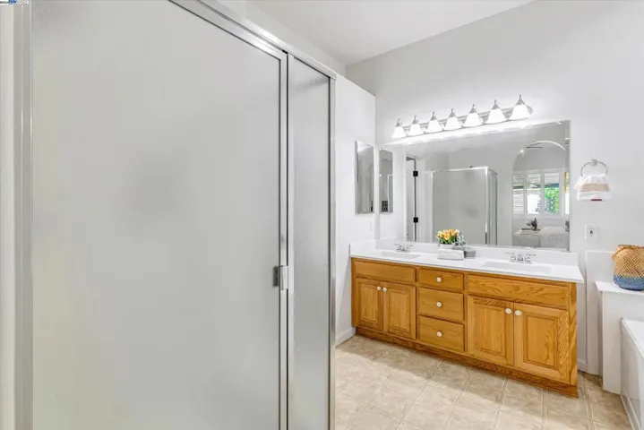859 Alexander Gabriel Ct, Tracy, California 95377