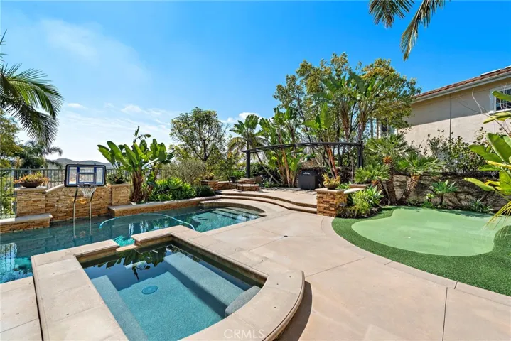 8 Arado, Rancho Santa Margarita, California 92688