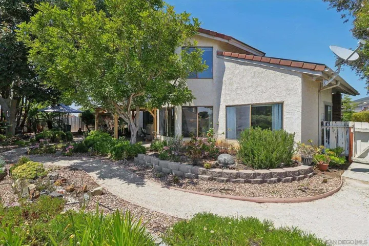 13606 Bodie Court, San Diego, California 92129