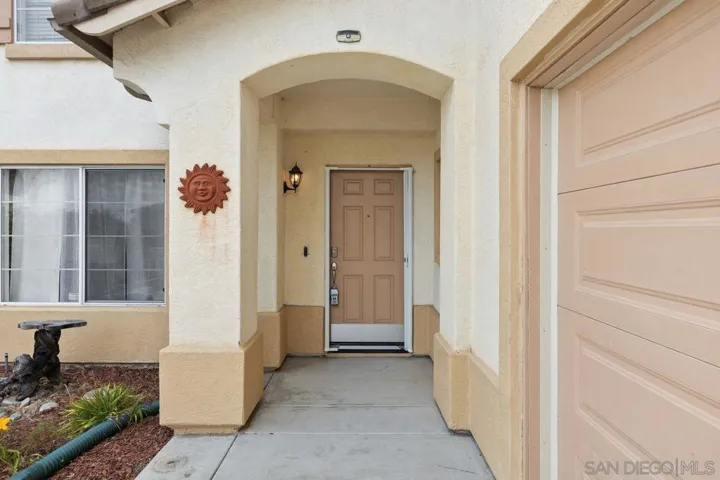 2503 Valley Waters Ct, Spring Valley, California 91978
