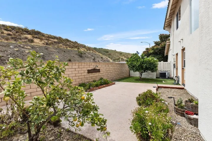 2503 Valley Waters Ct, Spring Valley, California 91978