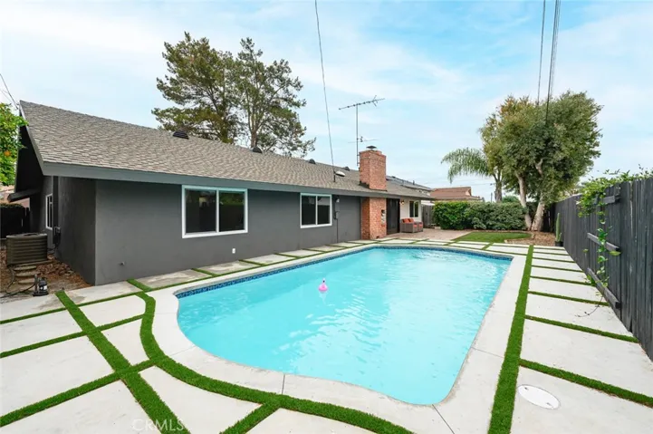 Full view of rear yard