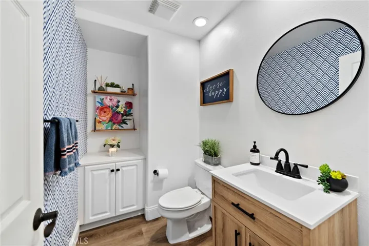 10 Cleome Street, Ladera Ranch, California 92694