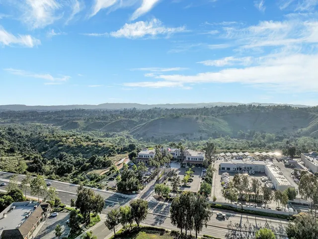 14 Bel Flora, Rancho Santa Margarita, California 92688