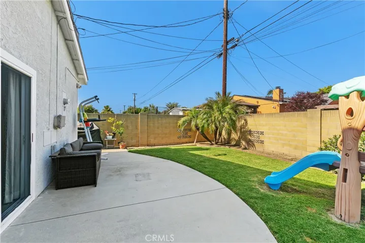 5322 Lorelei Avenue, Lakewood, California 90712