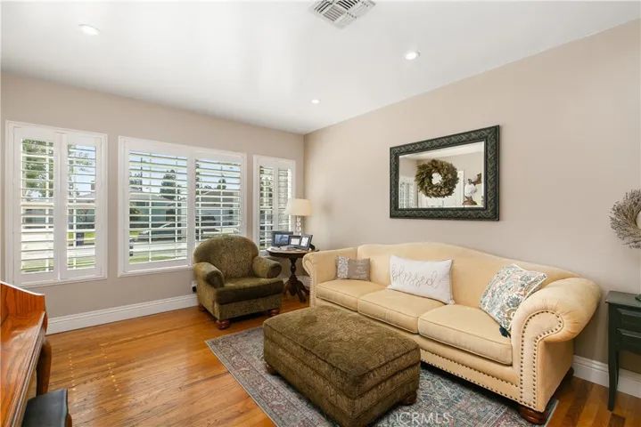 5322 Lorelei Avenue, Lakewood, California 90712