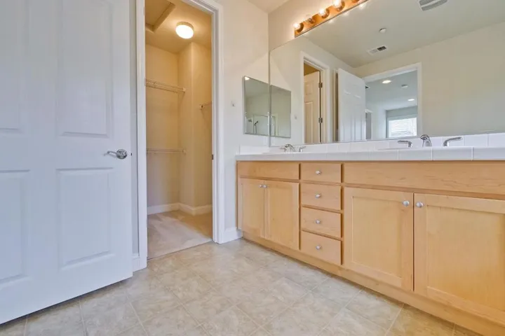 5067 Le Miccine Terrace, San Jose, California 95129