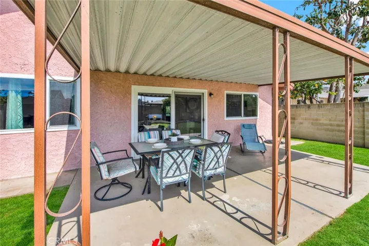 18091 S 2nd Street, Fountain Valley, California 92708