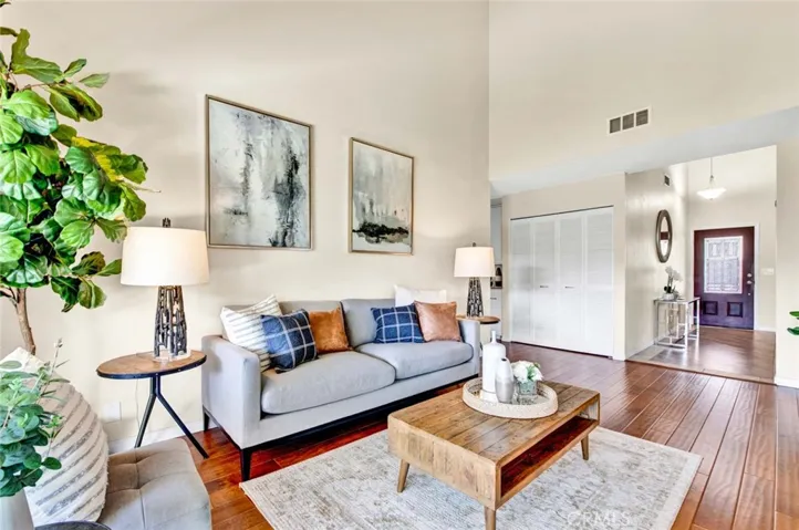 18091 S 2nd Street, Fountain Valley, California 92708