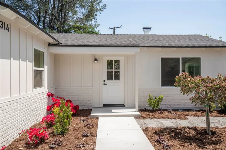 314 Foothill Avenue, Sierra Madre, California 91024