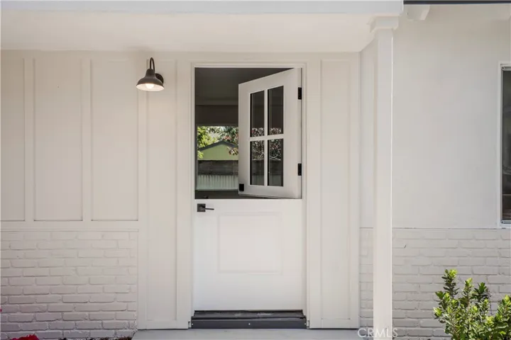 314 Foothill Avenue, Sierra Madre, California 91024