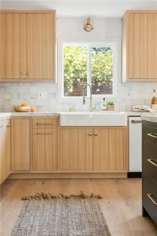 314 Foothill Avenue, Sierra Madre, California 91024