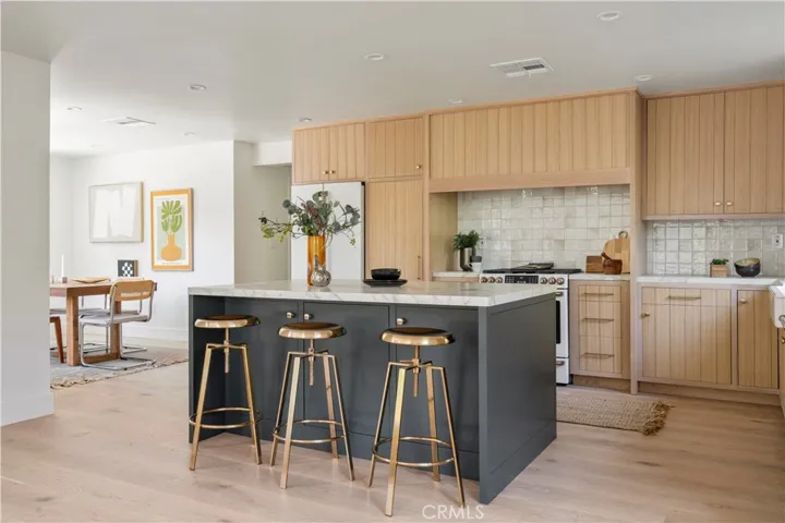 314 Foothill Avenue, Sierra Madre, California 91024