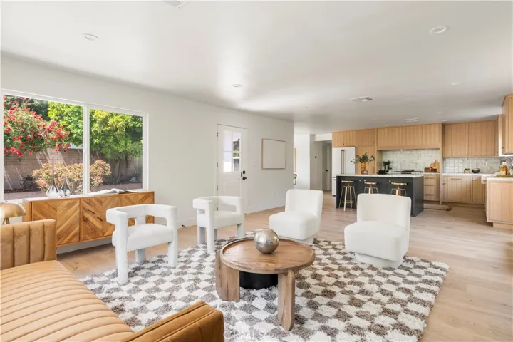 314 Foothill Avenue, Sierra Madre, California 91024