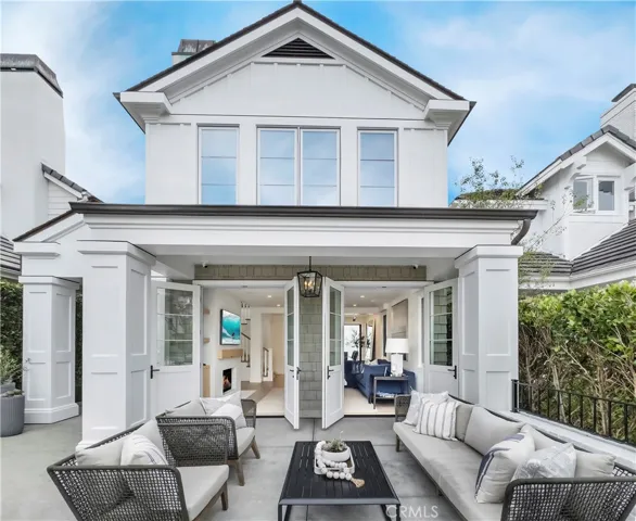 510 Carnation Avenue, Corona Del Mar, California 92625