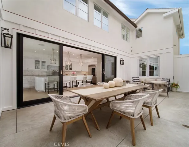 510 Carnation Avenue, Corona Del Mar, California 92625