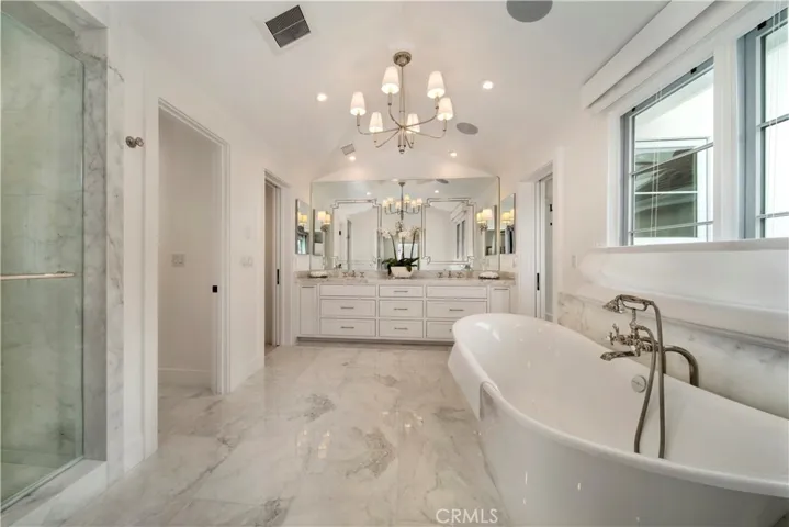 510 Carnation Avenue, Corona Del Mar, California 92625