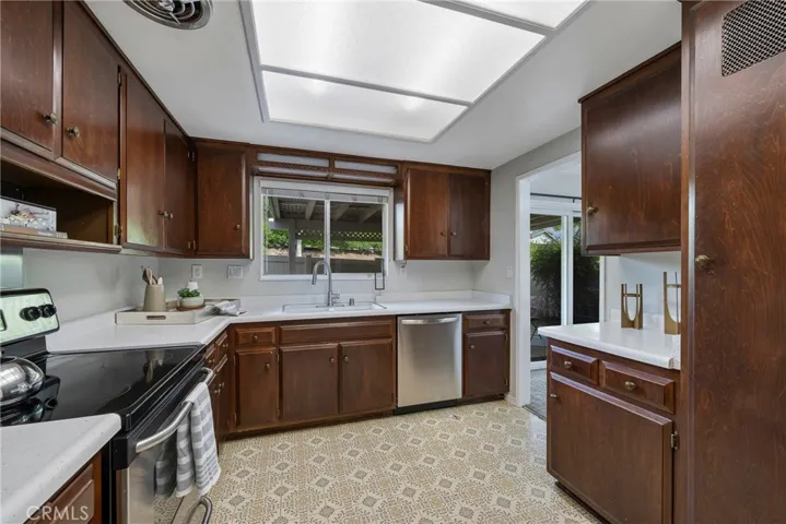 6692 Palamino Circle, Yorba Linda, California 92886