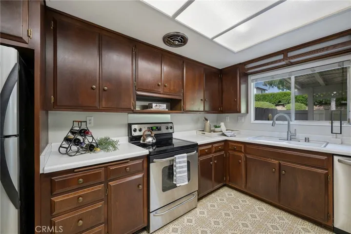 6692 Palamino Circle, Yorba Linda, California 92886