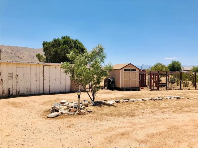 9887 Bella Vista Street, Apple Valley, California 92308