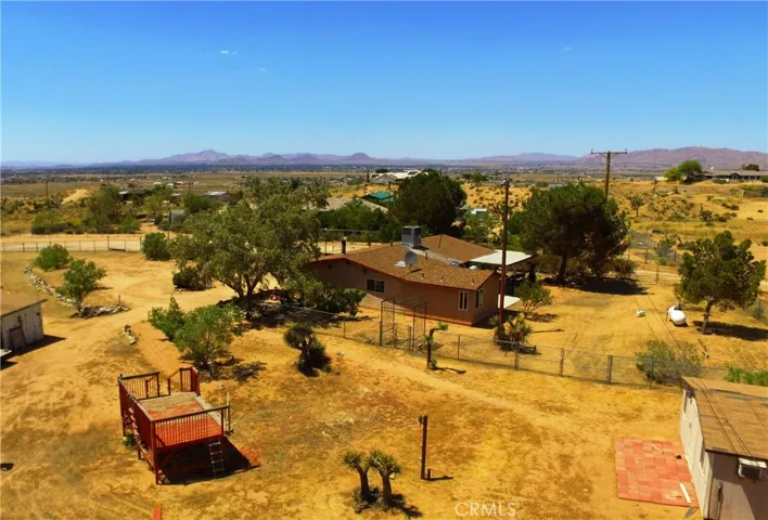 9887 Bella Vista Street, Apple Valley, California 92308