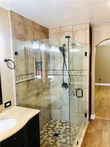9887 Bella Vista Street, Apple Valley, California 92308