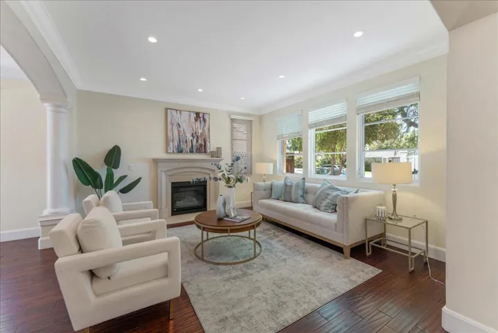 891 Marshall Drive, Palo Alto, California 94303