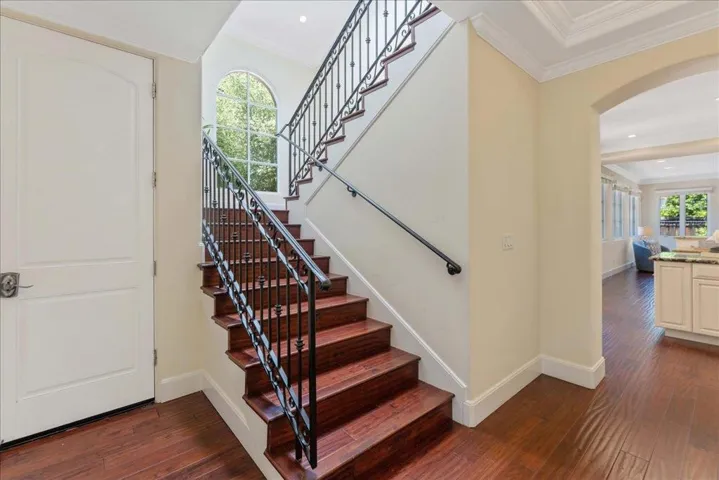 891 Marshall Drive, Palo Alto, California 94303