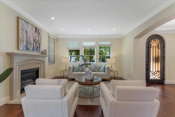 891 Marshall Drive, Palo Alto, California 94303