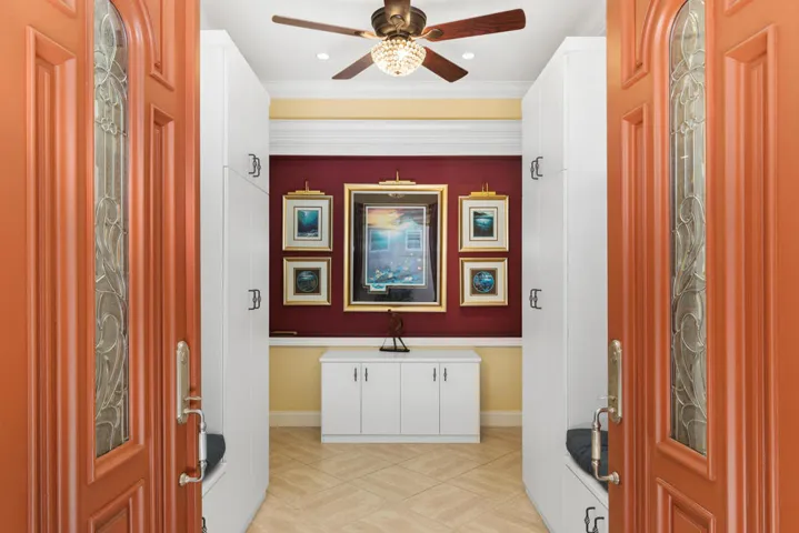 75723 Heritage - Front Entry