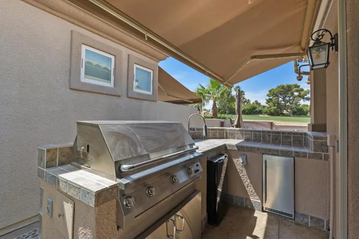75723 Heritage - Outdoor Kitchen