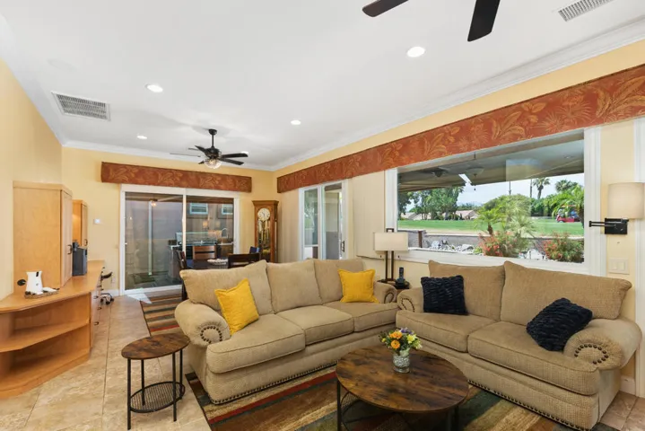 75723 Heritage - Great Room